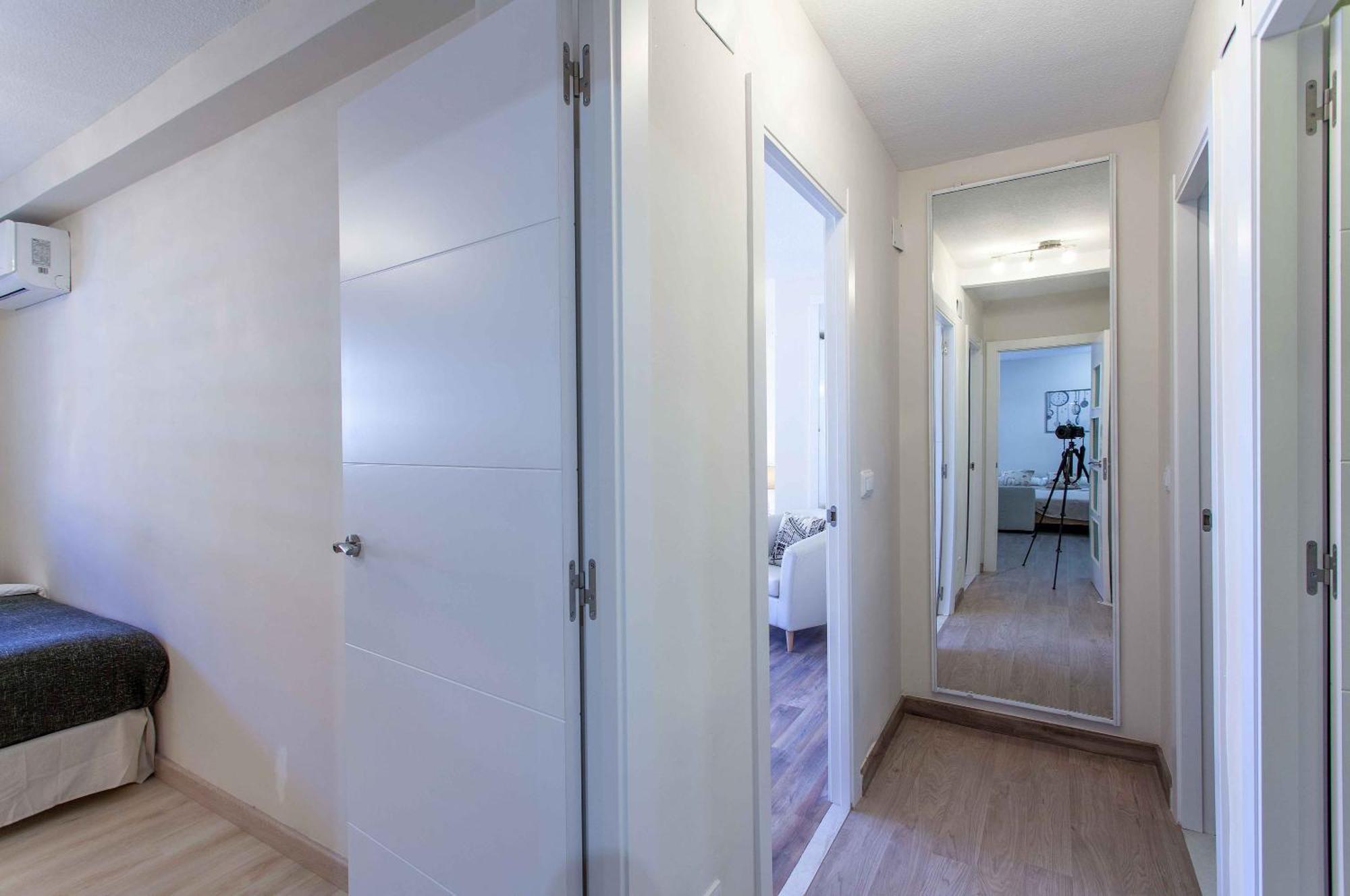 Apartment Malvarrosa Beach Cavite บาเลนเซีย ภายนอก รูปภาพ