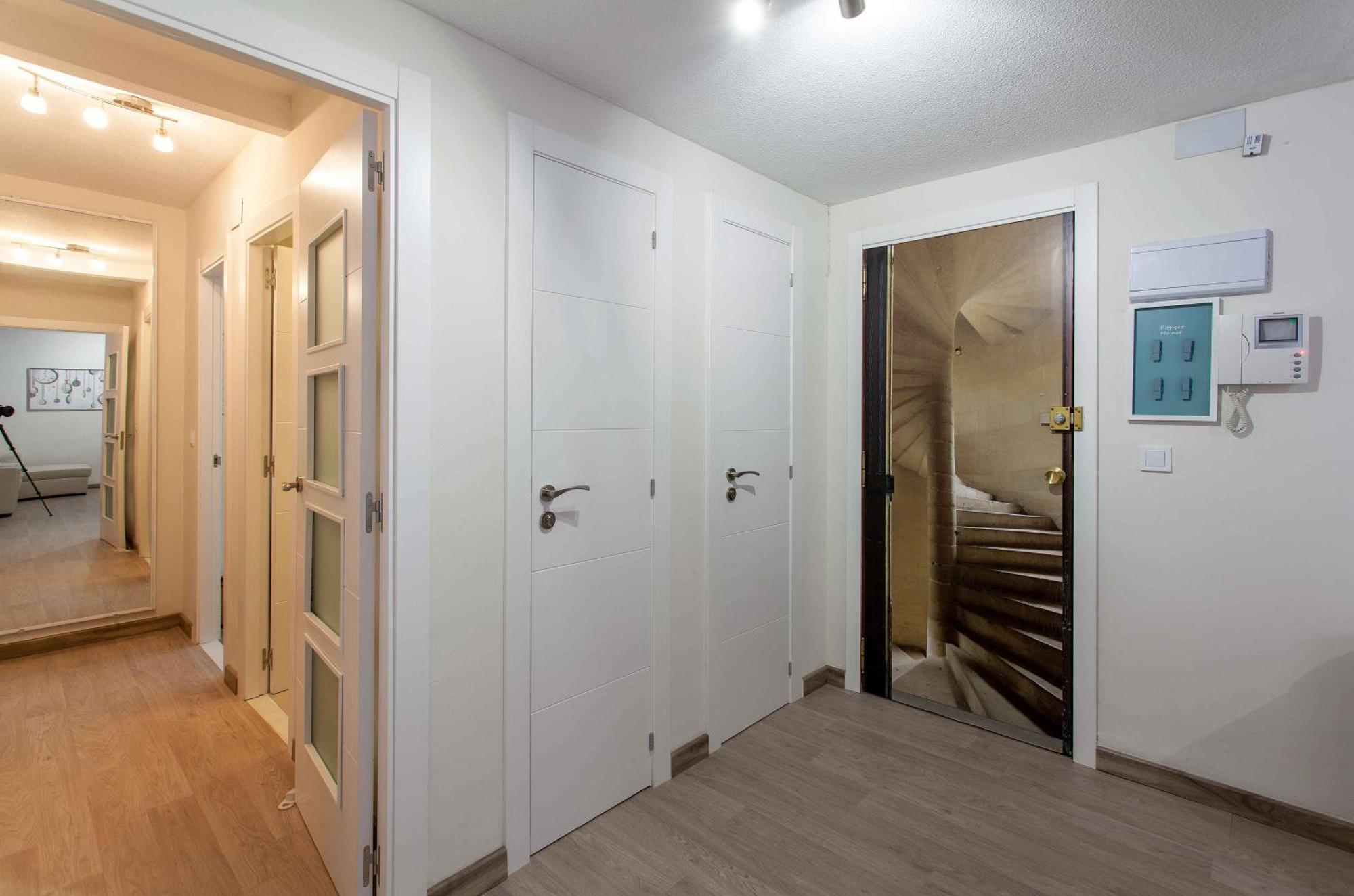 Apartment Malvarrosa Beach Cavite บาเลนเซีย ภายนอก รูปภาพ