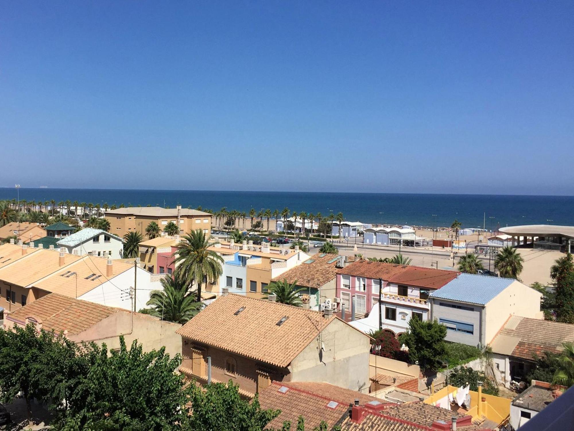 Apartment Malvarrosa Beach Cavite บาเลนเซีย ภายนอก รูปภาพ